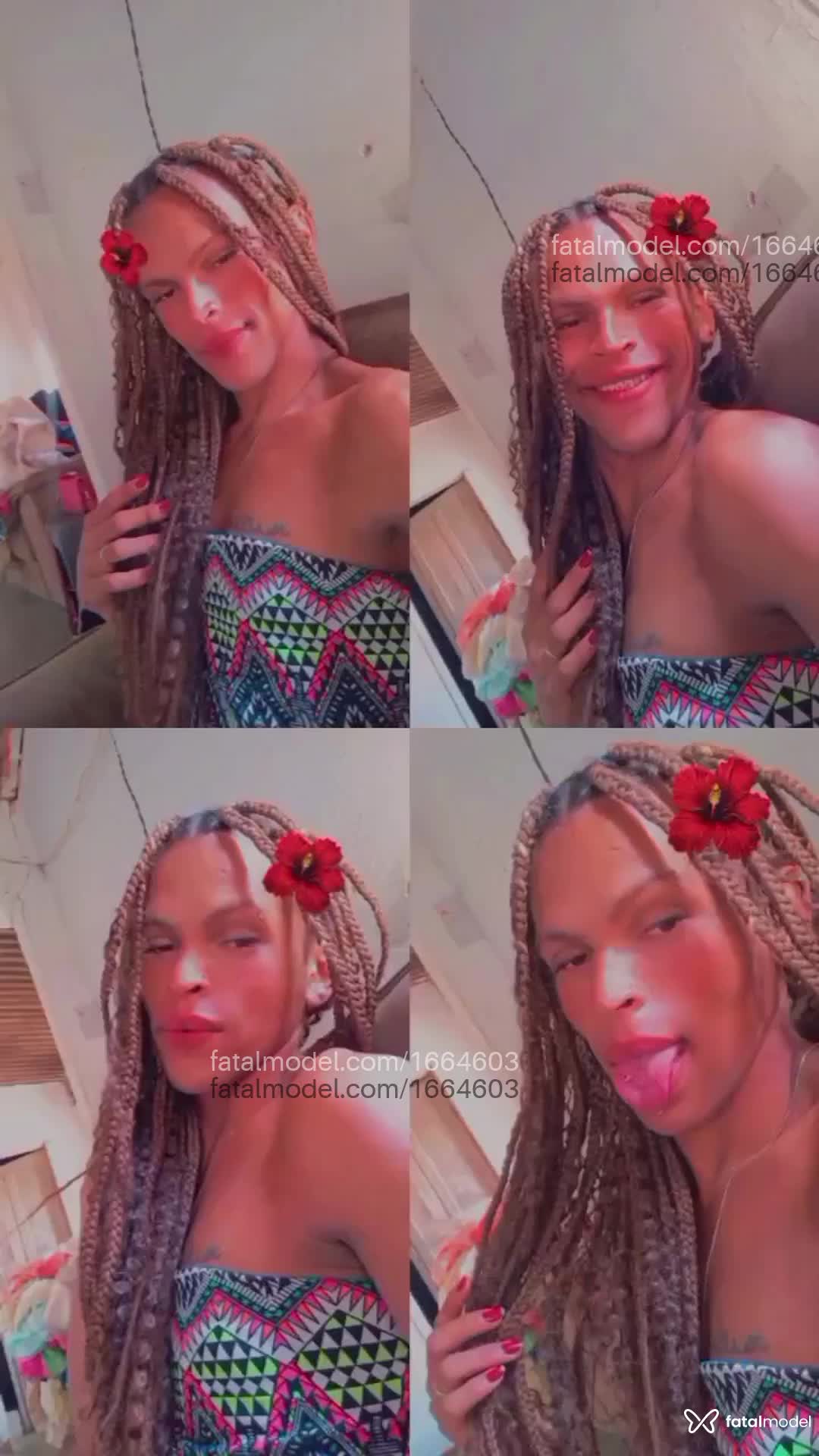 Acompanhante homem trans loira (o) de olhos castanhos em São Gotardo - Izabelly