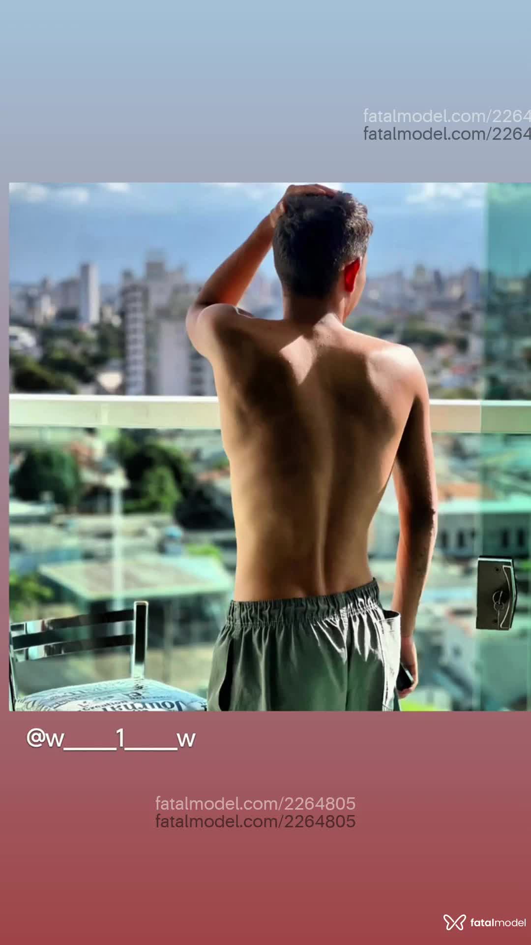 Acompanhante homem morena (o) de olhos castanhos em Uberlândia Acompanhante homem morena (o) de olhos castanhos em Uberlândia - Dominic