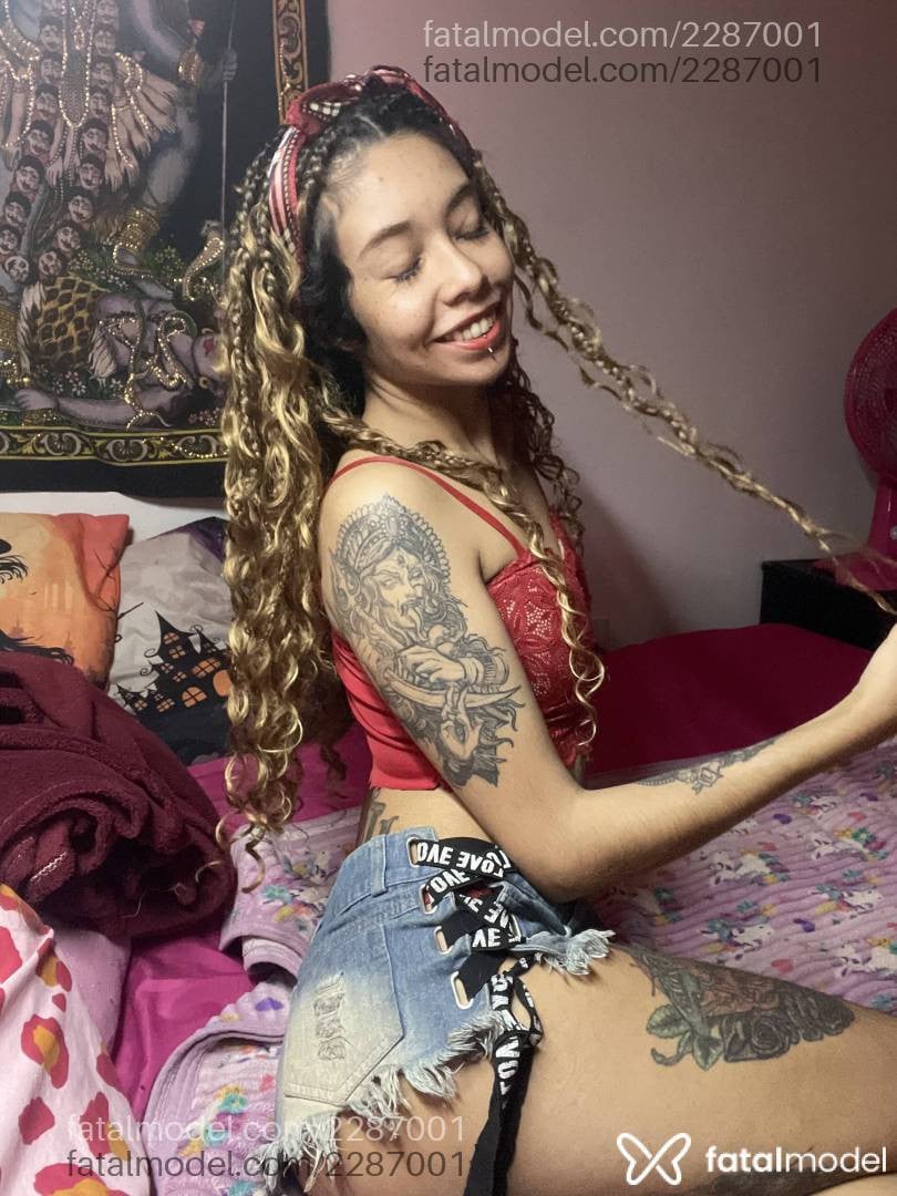 Acompanhante mulher com cabelo castanho de olhos castanhos em Rio de Janeiro - Florency
