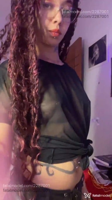 Acompanhante mulher com cabelo castanho de olhos castanhos em Rio de Janeiro Acompanhante mulher com cabelo castanho de olhos castanhos em Rio de Janeiro - Florency