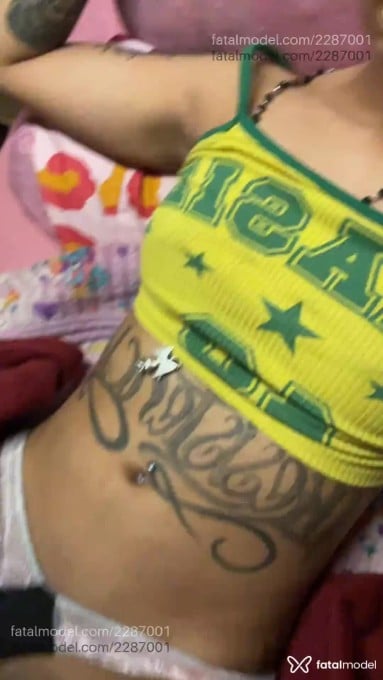 Acompanhante mulher com cabelo castanho de olhos castanhos em Rio de Janeiro Acompanhante mulher com cabelo castanho de olhos castanhos em Rio de Janeiro - Florency