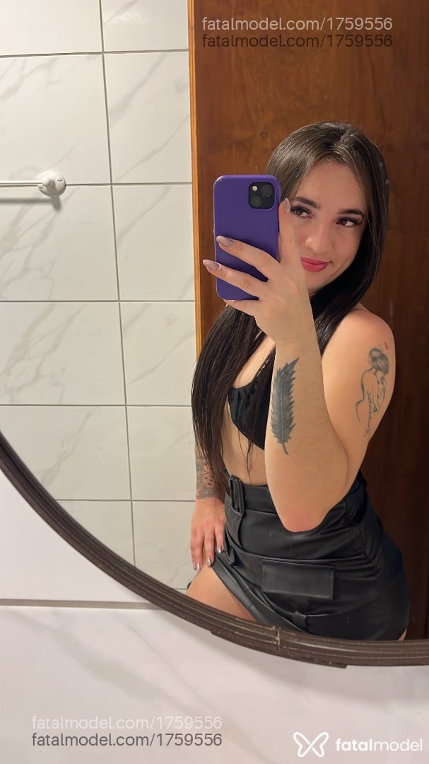 Acompanhante mulher morena (o) de olhos castanhos em Gaspar - Júlia Martins