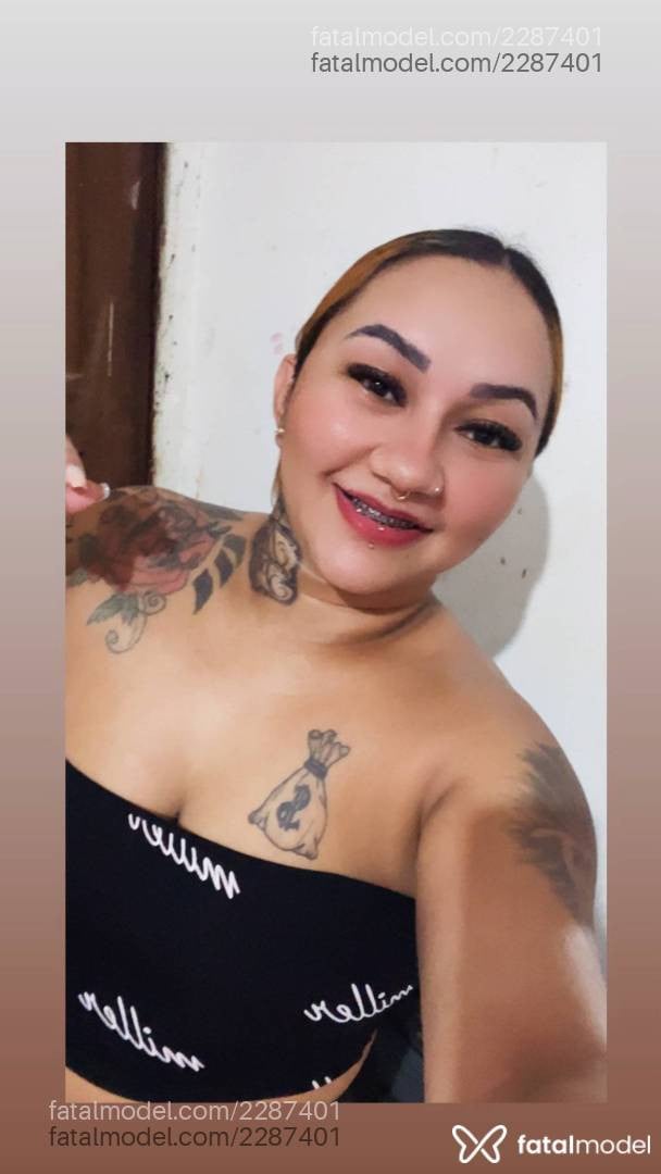 Acompanhante mulher loira (o) de olhos pretos - Gostosinhas