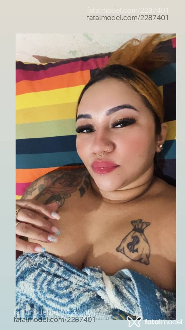 Acompanhante mulher loira (o) de olhos pretos - Gostosinhas