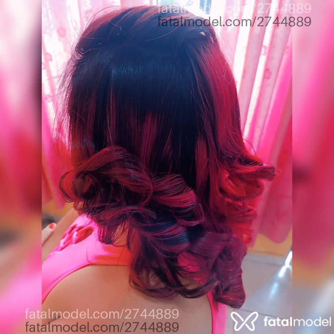 Acompanhante mulher ruiva (o) de olhos mel em Inocência Acompanhante mulher ruiva (o) de olhos mel em Inocência - Melissa