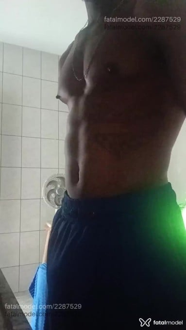 Acompanhante homem morena (o) de olhos castanhos - Marcos Acompanhante homem morena (o) de olhos castanhos - Marcos