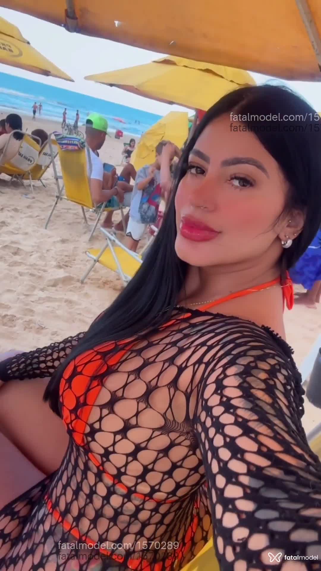 Acompanhante mulher morena (o) de olhos castanhos em Maceió - Valentina Albuque