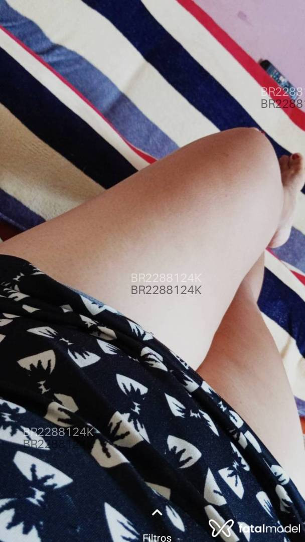 Acompanhante mulher morena (o) de olhos pretos - Anny