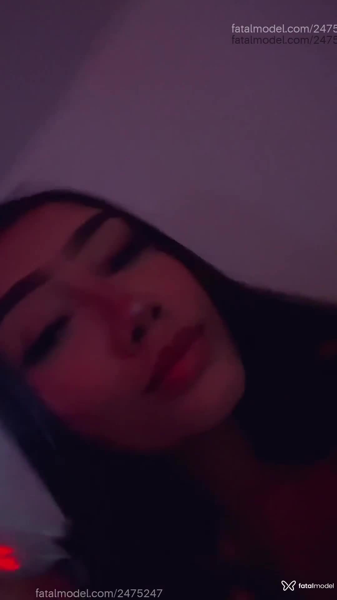 Acompanhante mulher com cabelo castanho de olhos castanhos - Luara