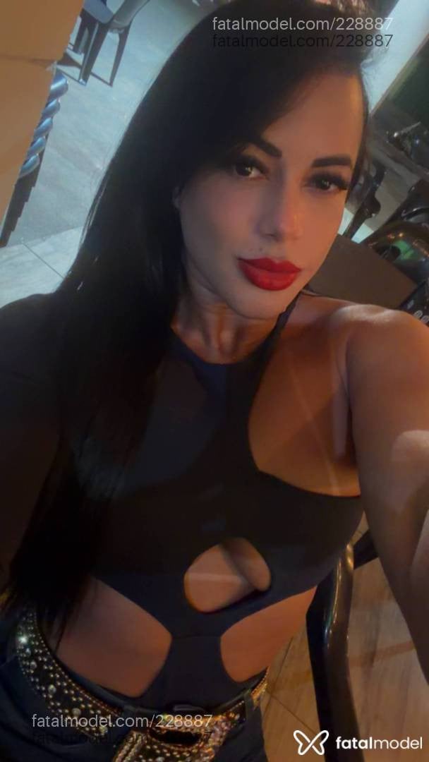 Acompanhante mulher morena (o) de olhos pretos em Goiânia - Piitra