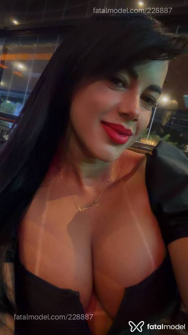 Acompanhante mulher morena (o) de olhos pretos em Goiânia - Piitra
