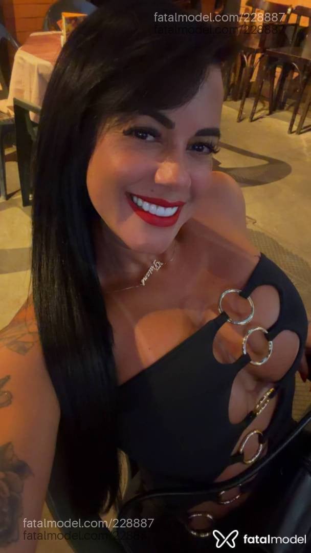 Acompanhante mulher morena (o) de olhos pretos em Goiânia - Piitra
