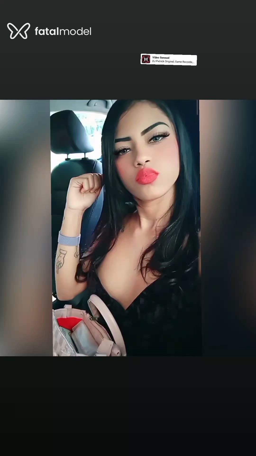 Acompanhante mulher morena (o) de olhos pretos - Sabrina