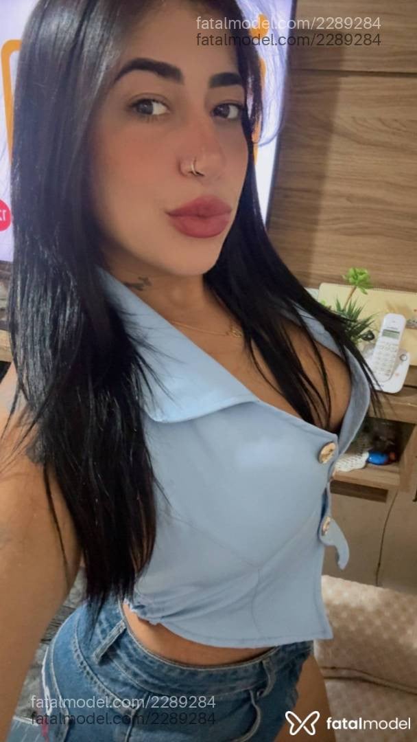 Acompanhante mulher morena (o) de olhos mel - Sarah
