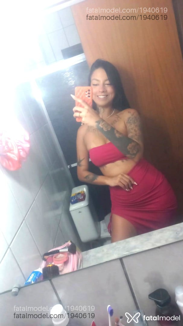 Acompanhante mulher morena (o) de olhos castanhos - Letícia Mafeis Acompanhante mulher morena (o) de olhos castanhos - Letícia Mafeis