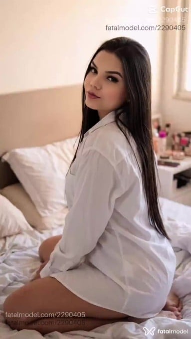 Acompanhante mulher com cabelo castanho de olhos castanhos em Guarapuava - Luiza Gabriela