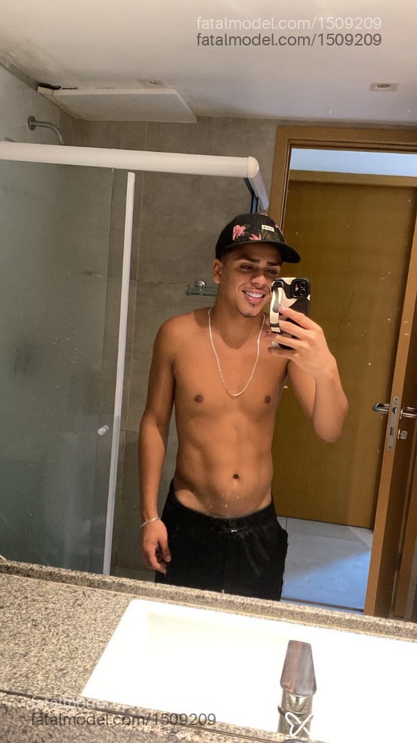 Acompanhante homem morena (o) de olhos pretos em São Paulo - William falcao