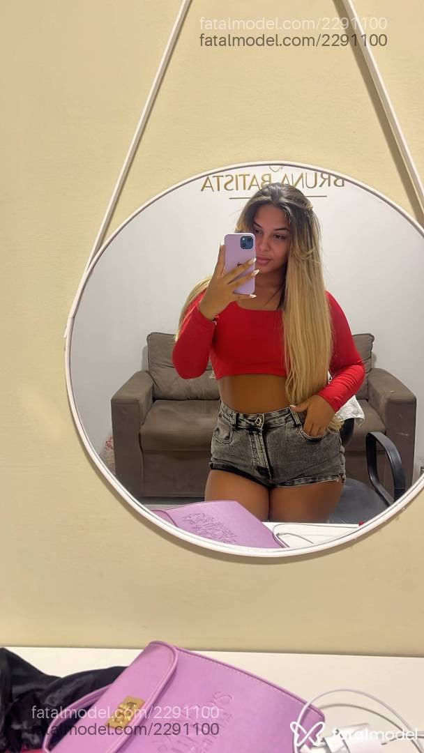 Acompanhante mulher loira (o) de olhos castanhos em Iguatu - Lara Medeiros
