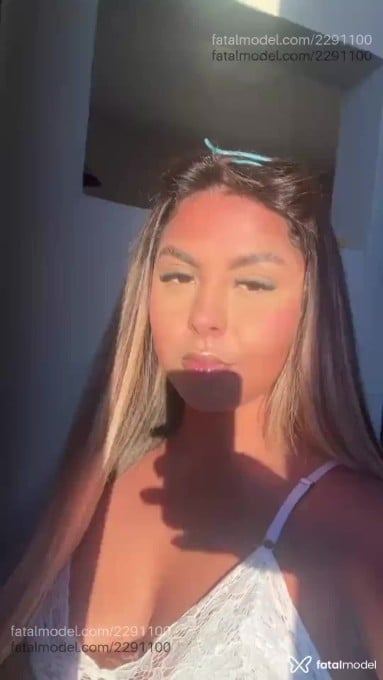 Acompanhante mulher loira (o) de olhos castanhos em Juazeiro do Norte - Lara