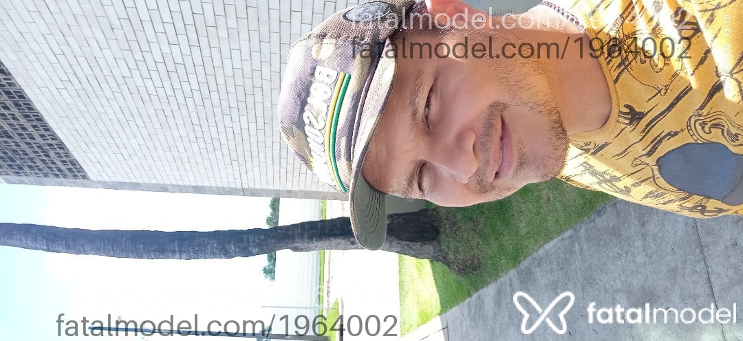 Acompanhante homem com cabelo castanho de olhos castanhos em Salinópolis Acompanhante homem com cabelo castanho de olhos castanhos em Salinópolis - Leosal