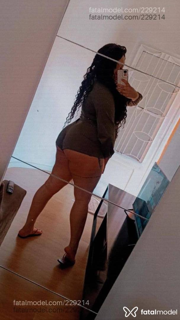 Acompanhante mulher com cabelo castanho de olhos castanhos em Dom Pedrito - Thayna Paulista