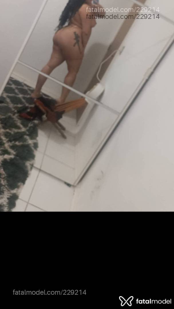 Acompanhante mulher com cabelo castanho de olhos castanhos em Lajeado - Thayna Paulista