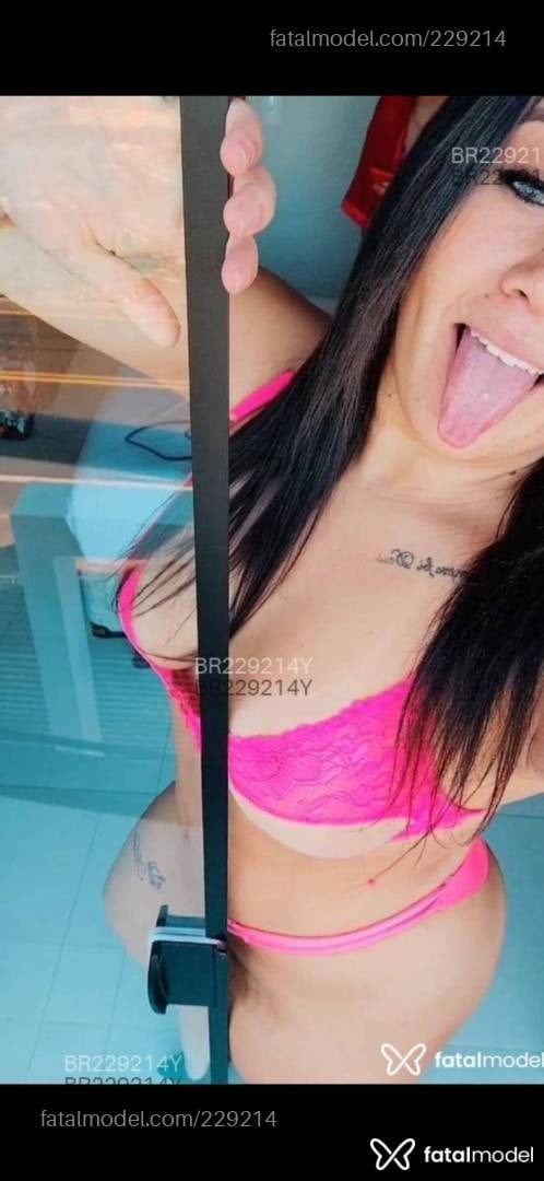 Acompanhante mulher com cabelo castanho de olhos castanhos - Thayna Paulista
