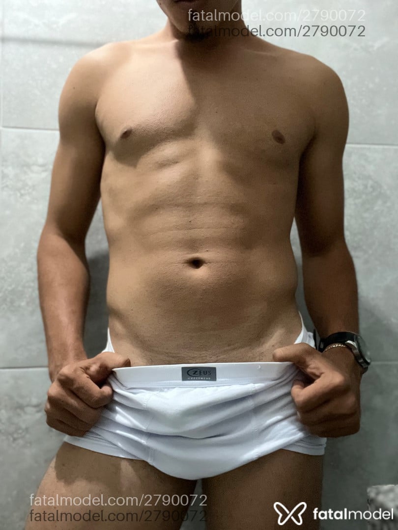 Acompanhante homem morena (o) de olhos pretos em Campina Grande - Lorenzo Moreau