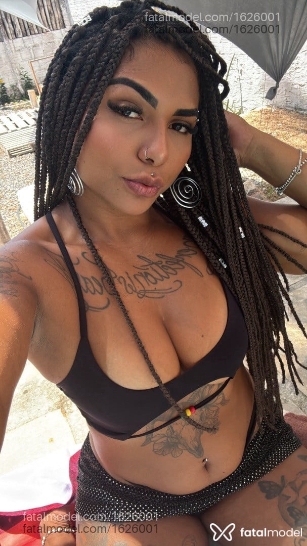 Acompanhante mulher morena (o) de olhos pretos em Fortaleza - Nicolle