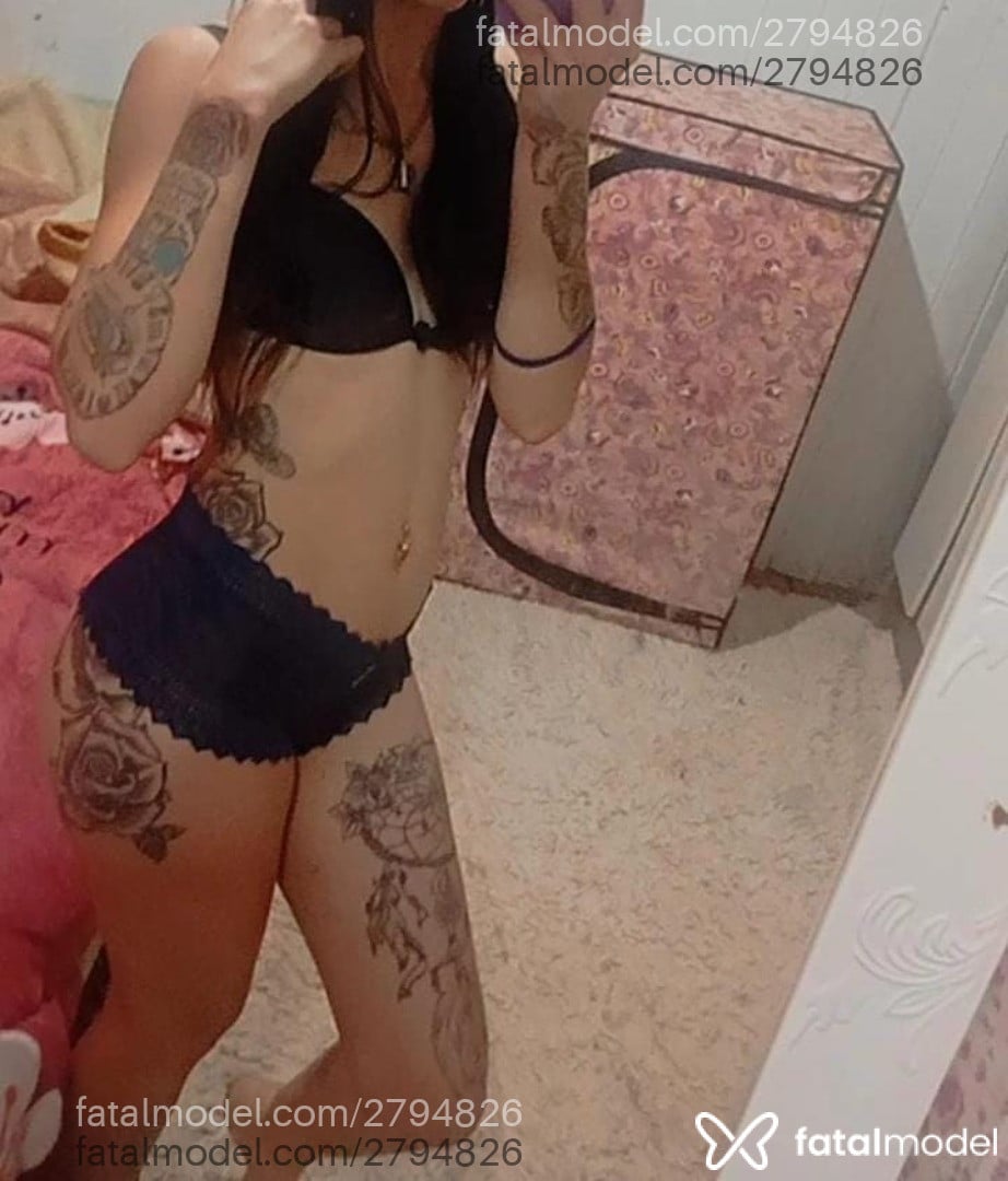 Acompanhante mulher com cabelo castanho de olhos castanhos em São Paulo - Vitória Santos