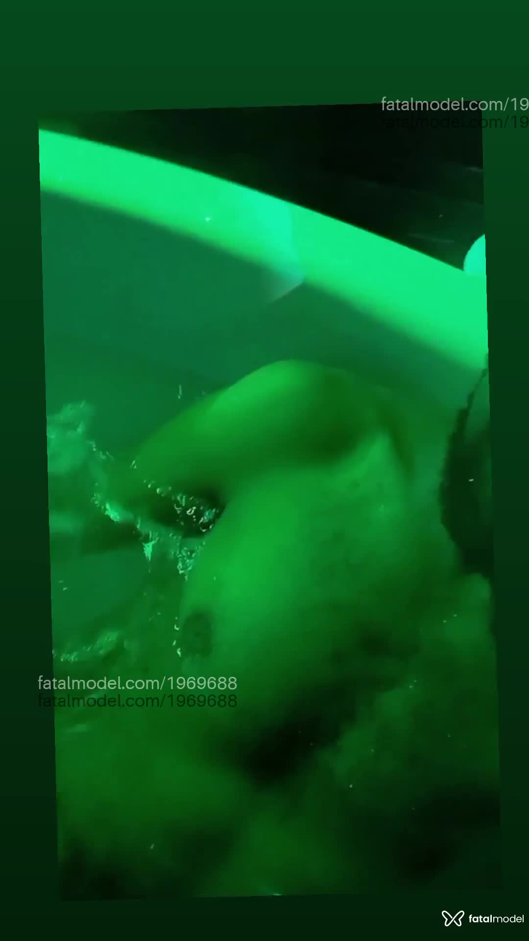 Acompanhante homem morena (o) de olhos castanhos em Florianópolis - Leonardo