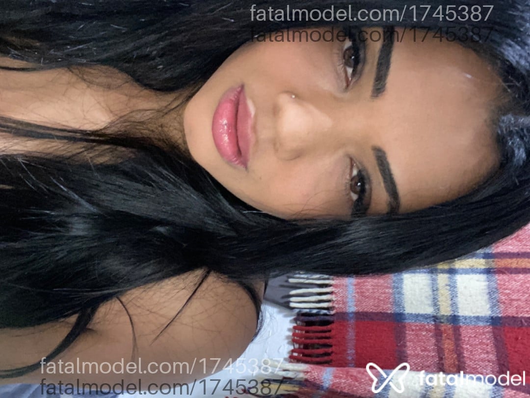Acompanhante mulher morena (o) de olhos castanhos em Belo Horizonte - Jamylly