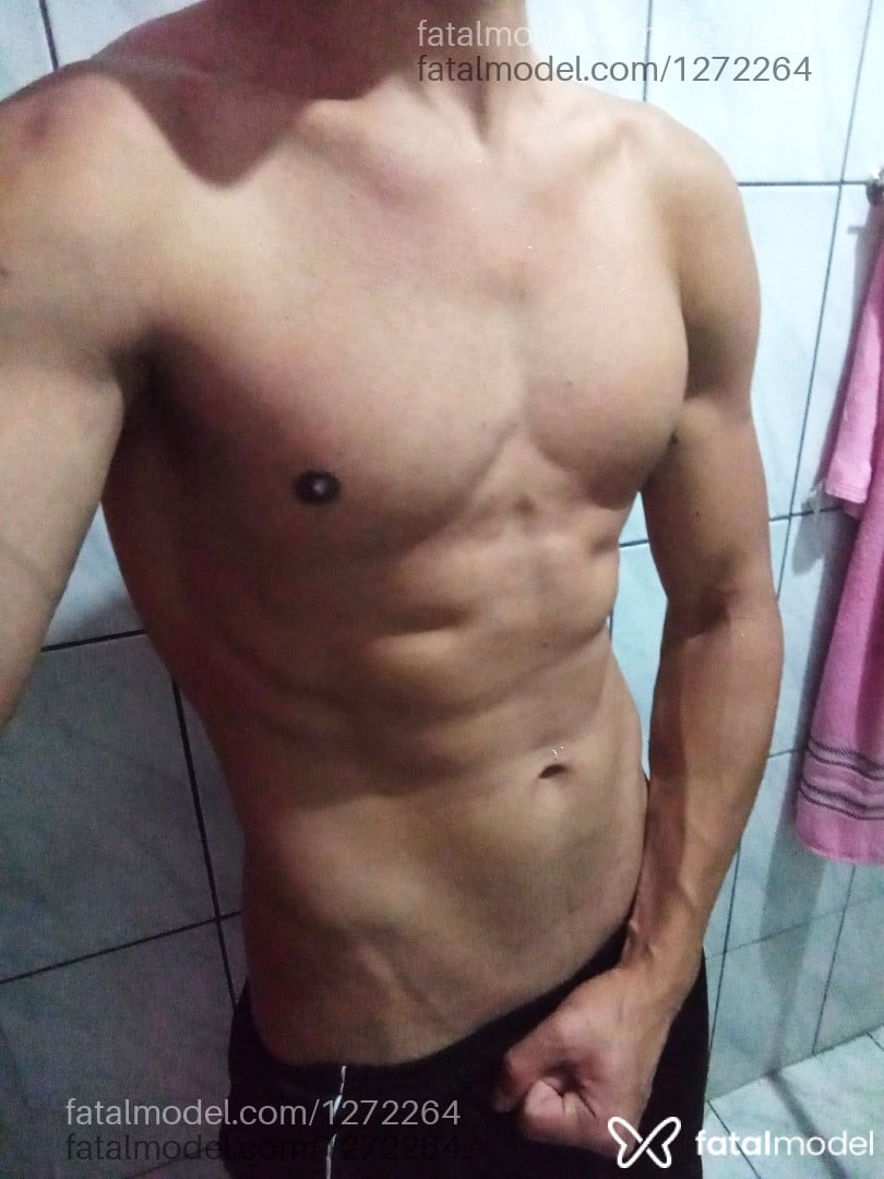 Acompanhante homem morena (o) de olhos pretos em Lavras Acompanhante homem morena (o) de olhos pretos em Lavras - Putto