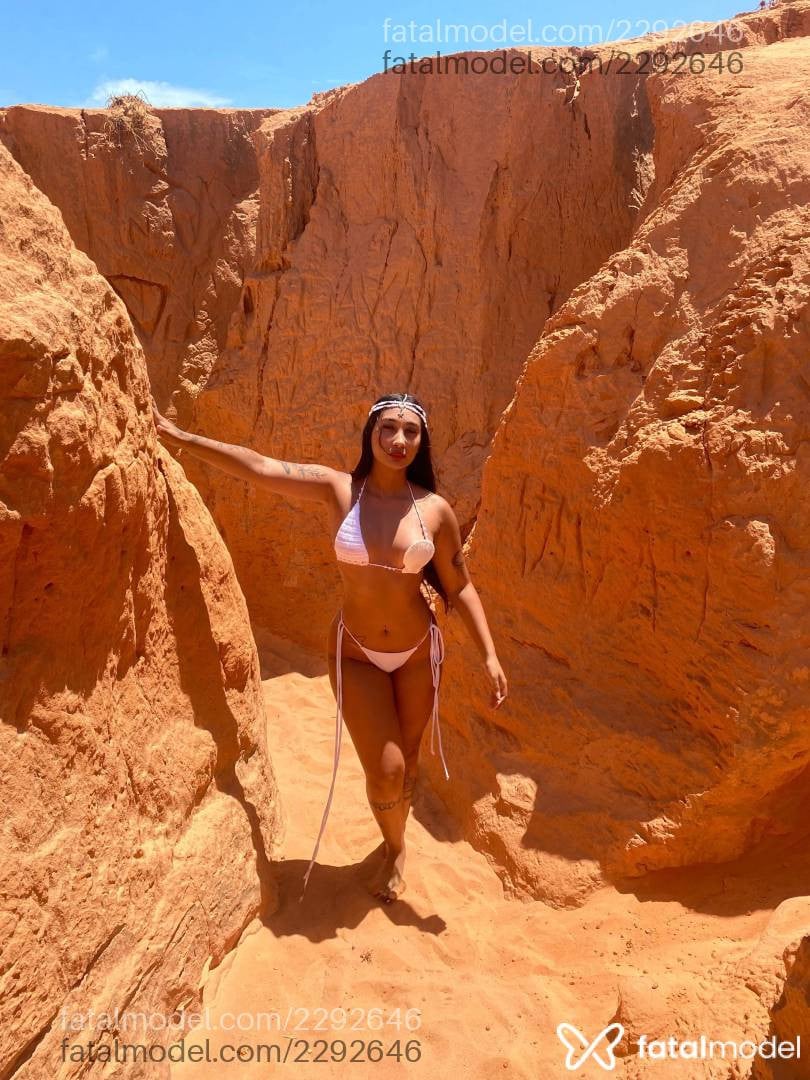Acompanhante mulher morena (o) de olhos verdes em Fortaleza - Gabriela Fernandes