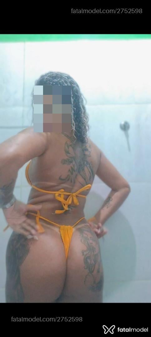 Acompanhante mulher com cabelo castanho de olhos castanhos - Sirena