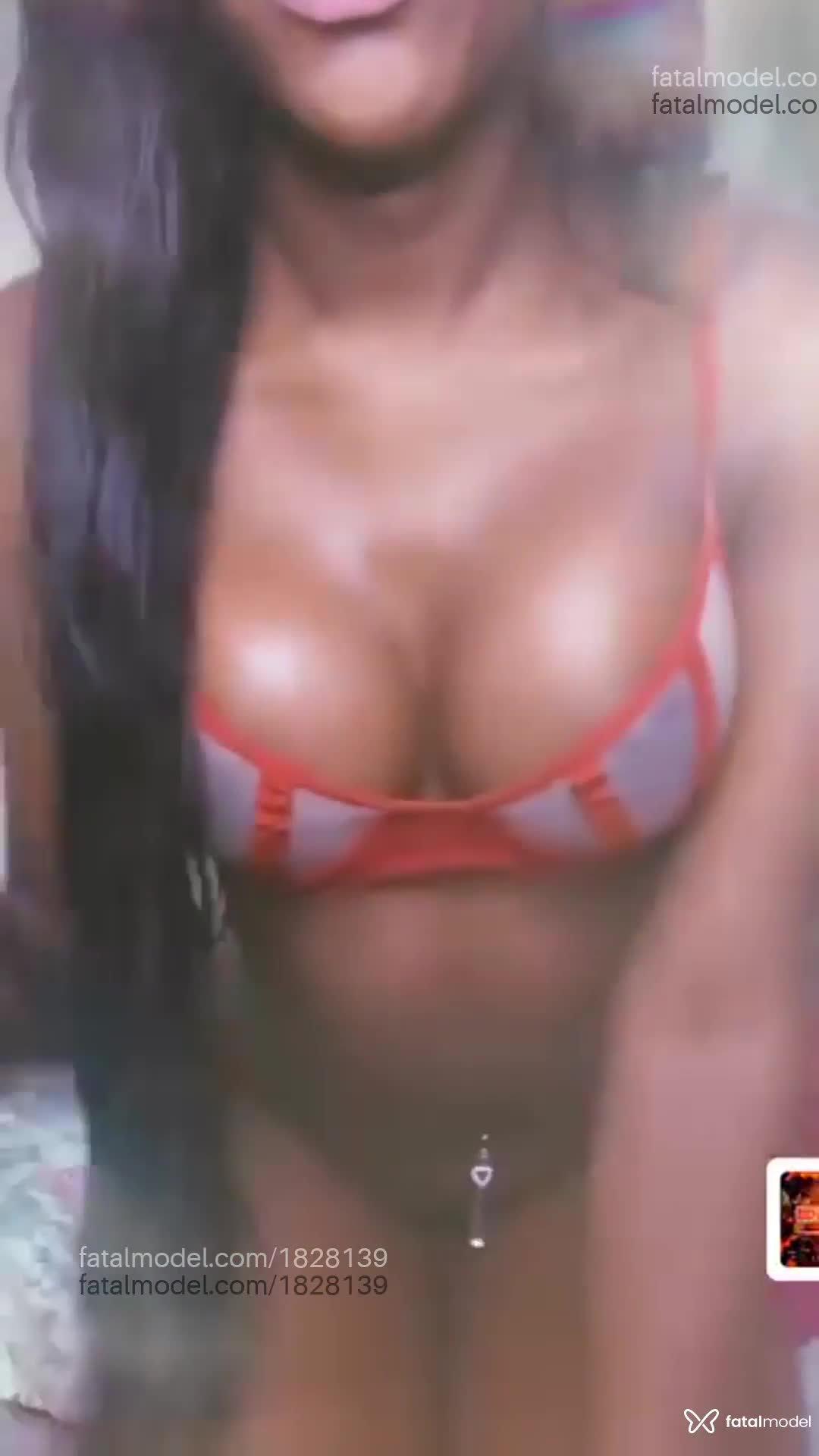 Acompanhante mulher trans morena (o) de olhos pretos em Diadema - Morenatransex
