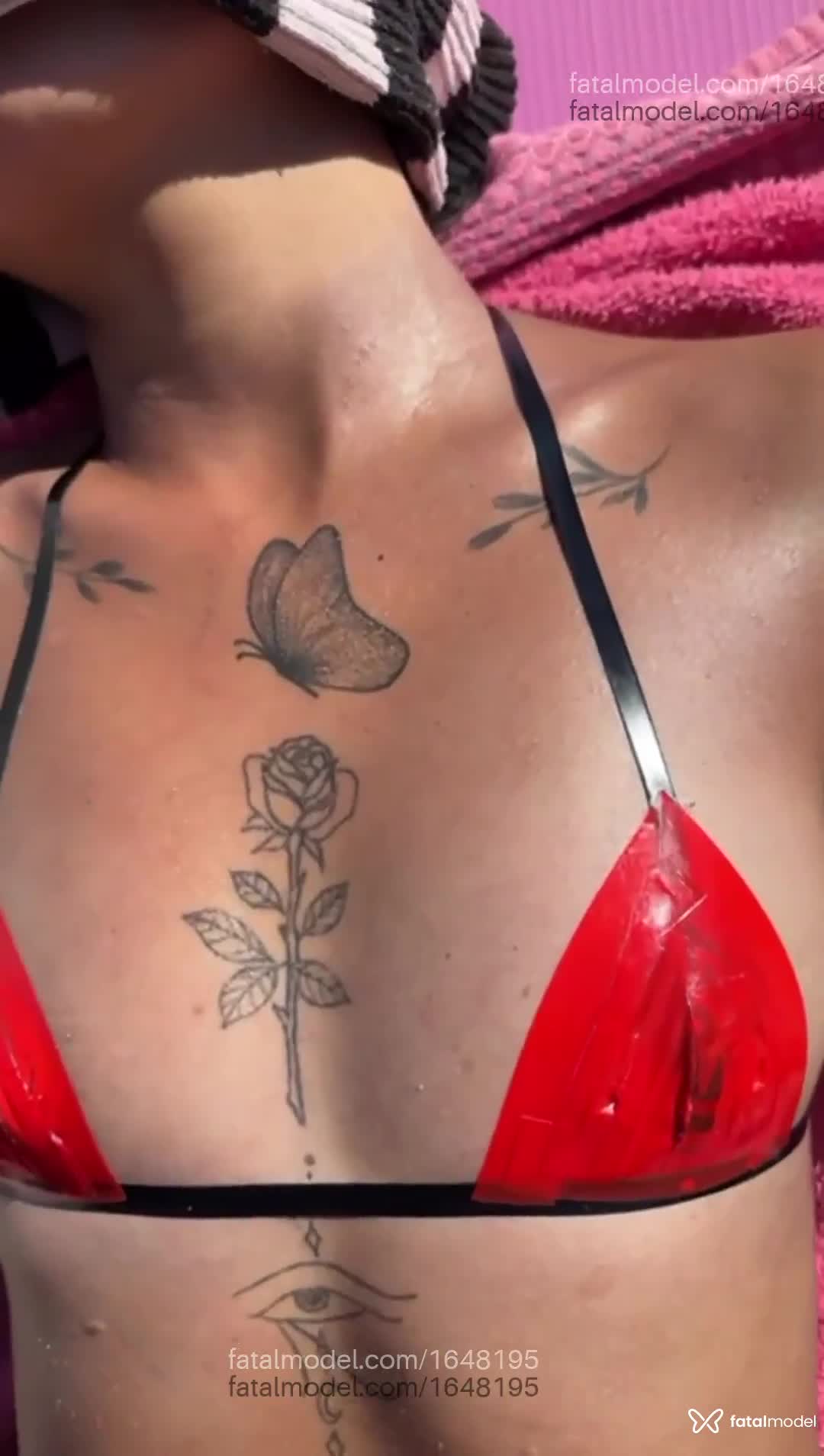 Acompanhante mulher morena (o) de olhos castanhos em Mambaí - Kayla