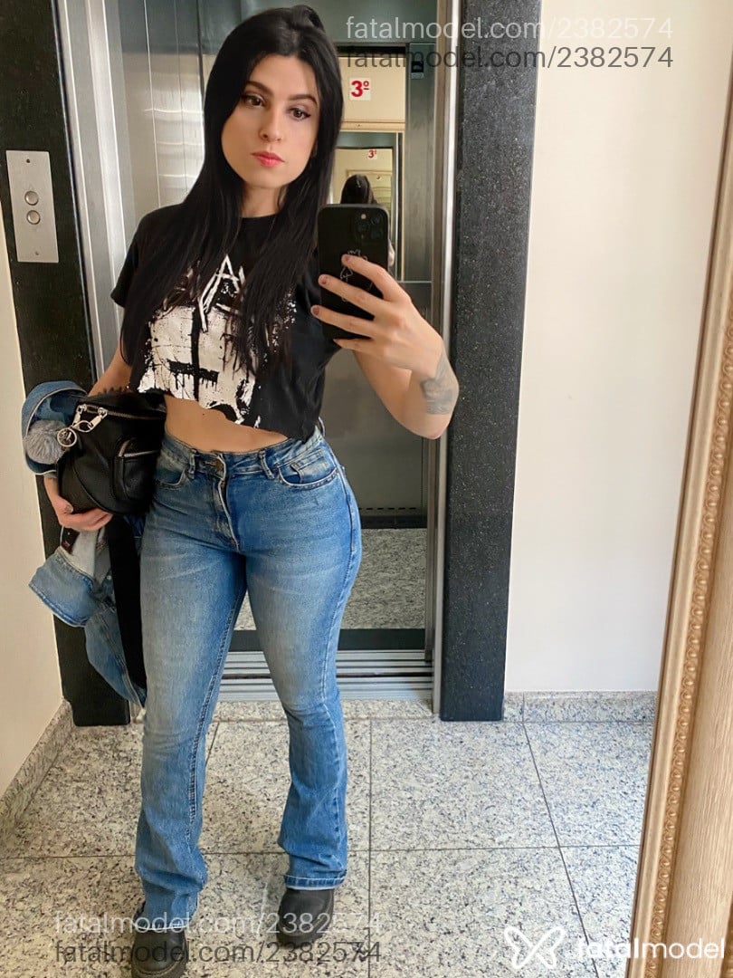 Acompanhante mulher morena (o) de olhos castanhos em São Paulo - Cah