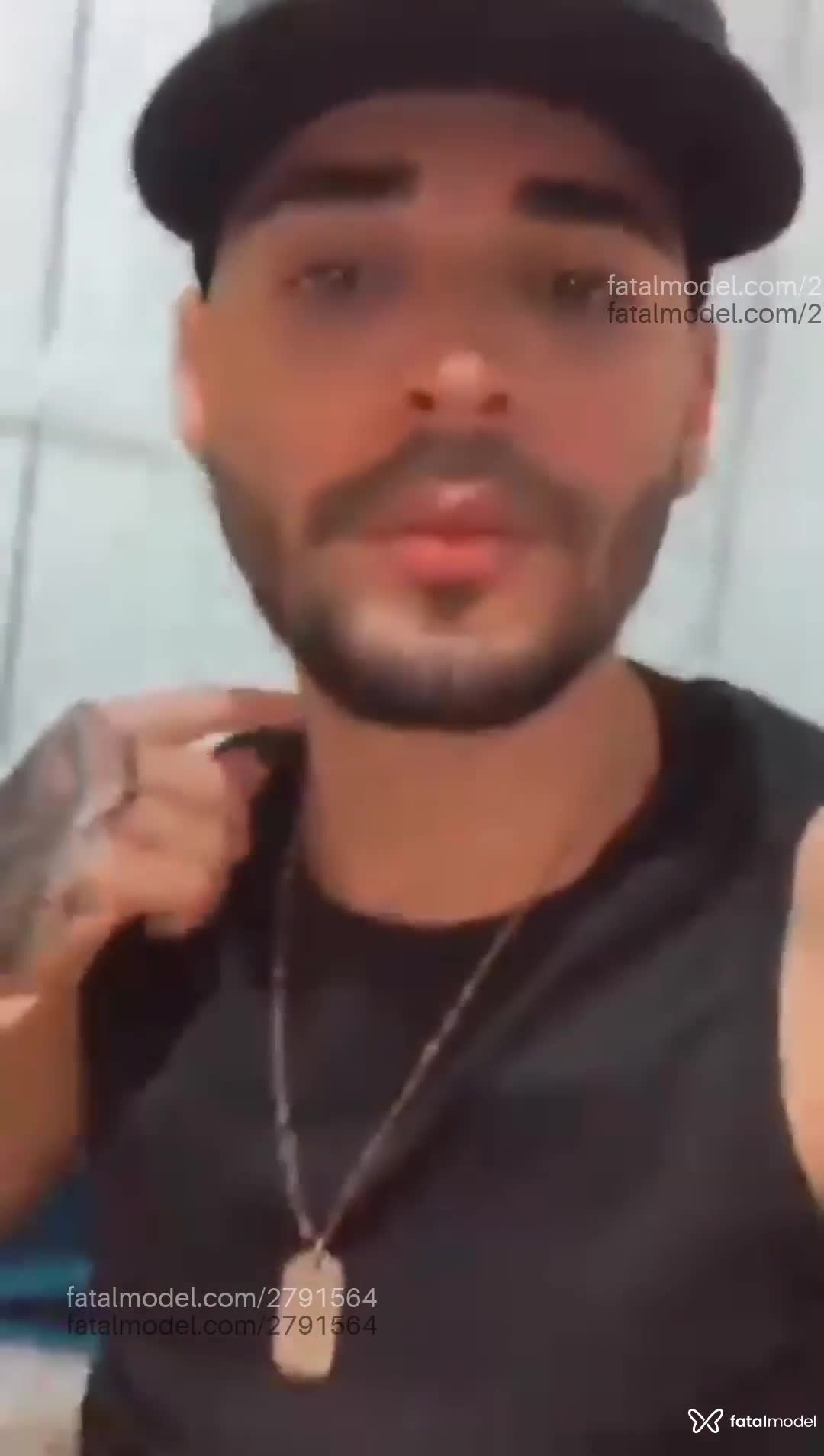 Acompanhante homem morena (o) de olhos castanhos em São Paulo Acompanhante homem morena (o) de olhos castanhos em São Paulo - Wallas Guimarães