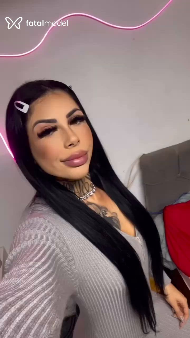 Acompanhante mulher morena (o) de olhos castanhos - Larissa Luz Acompanhante mulher morena (o) de olhos castanhos - Larissa Luz