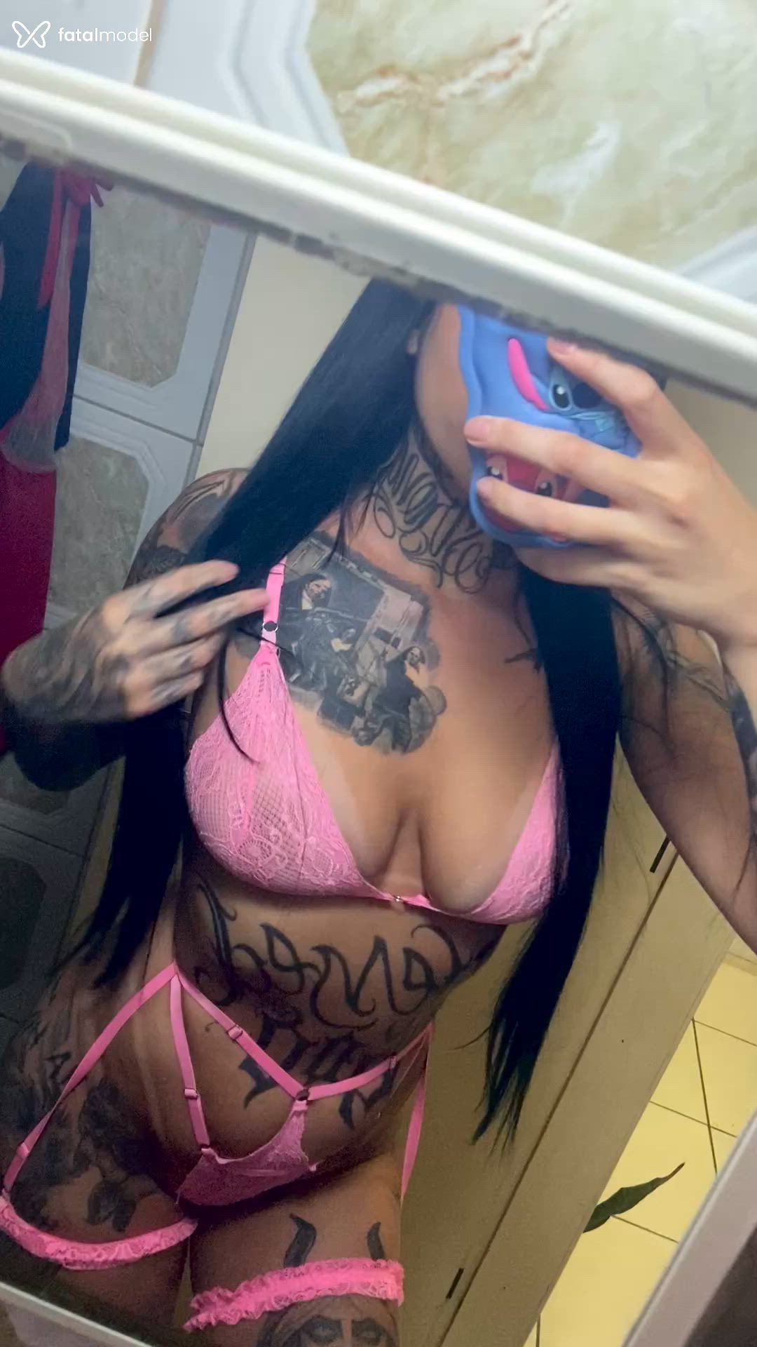 Acompanhante mulher morena (o) de olhos castanhos - Larissa Luz Acompanhante mulher morena (o) de olhos castanhos - Larissa Luz