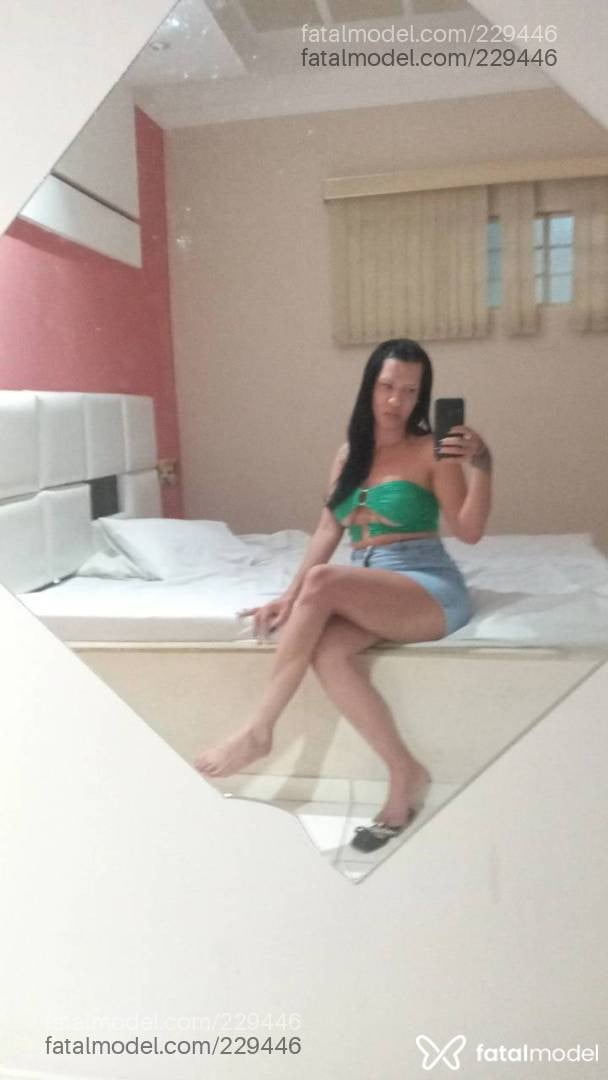 Acompanhante travesti morena (o) de olhos castanhos - Stephany silva
