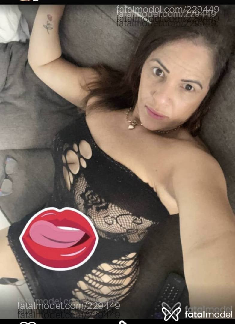 Acompanhante mulher com cabelo castanho de olhos castanhos - Melissa