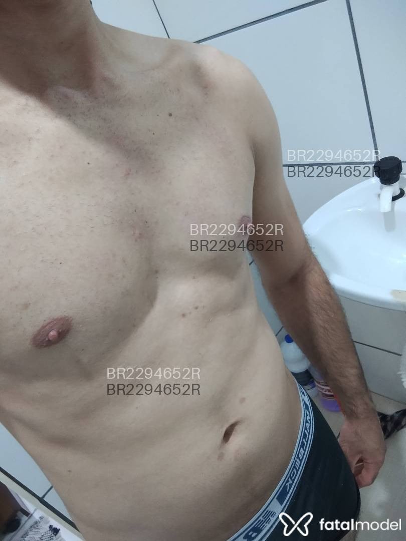 Acompanhante homem morena (o) de olhos castanhos em São Paulo Acompanhante homem morena (o) de olhos castanhos em São Paulo - Henrique