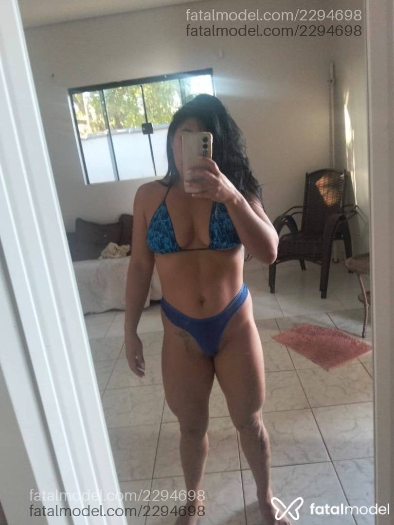 Acompanhante mulher morena (o) de olhos castanhos - Venezuelinha