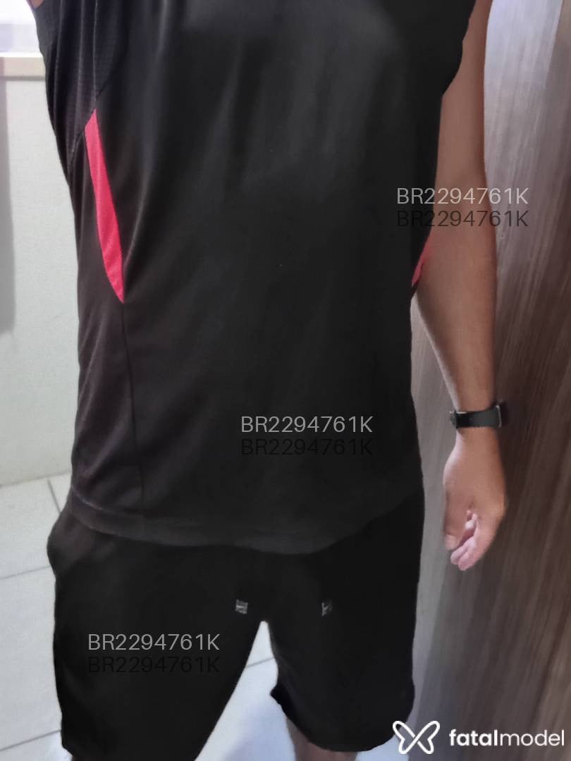 Acompanhante homem com cabelo castanho de olhos castanhos em Florianópolis - Edudot