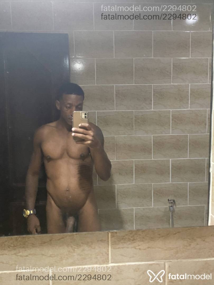 Acompanhante homem morena (o) de olhos pretos - Yagon