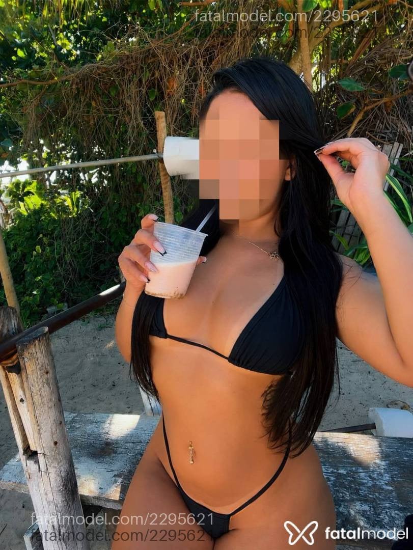 Acompanhante mulher com cabelo castanho de olhos castanhos - Jade