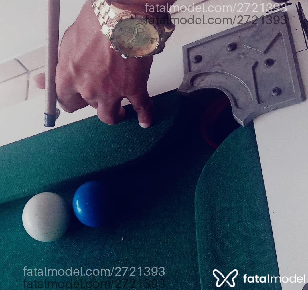 Acompanhante homem com cabelo castanho de olhos castanhos em Lajeado Acompanhante homem com cabelo castanho de olhos castanhos em Lajeado - Emanuel Souza