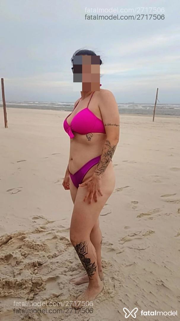 Acompanhante mulher com cabelo castanho de olhos verdes em Taquara - ACOMPANHANTE
